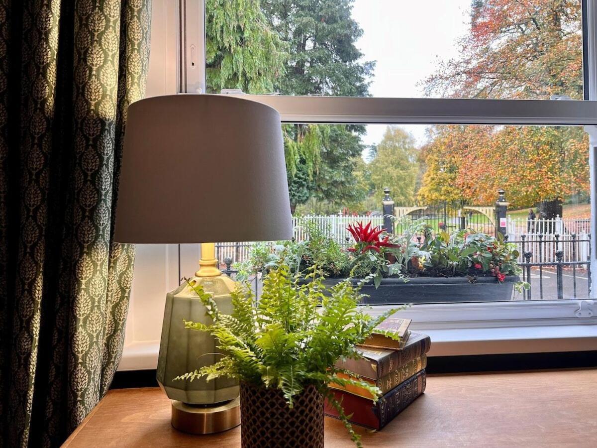 6 - Central Location - Entire House - Free Parking Merthyr Tydfil Exteriör bild